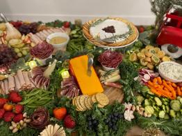 Grazing Tables by Amazing Grazing