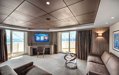 Yacht Club Royal Suite ( Module 58 Sqm - Balcony 39 Sqm - Decks 15  Whirlpool ) Photo