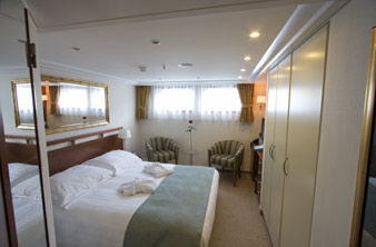 D - Outside Stateroom Photo