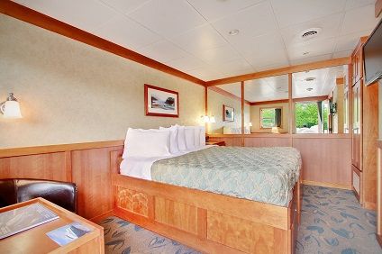 Trailblazer Stateroom Photo