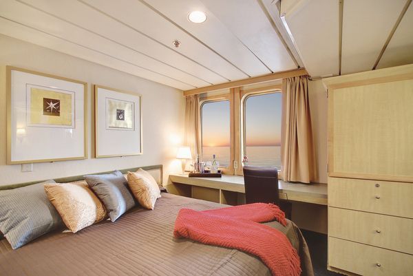 Admiral Stateroom Photo