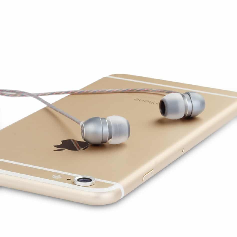 UiiSii HM7 Earphone UiiSii HM7 Earphone