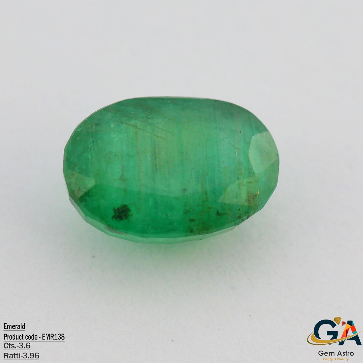 EMR138.jpg Emerald 3.6 Carat (3.96 Ratti) - Image 1