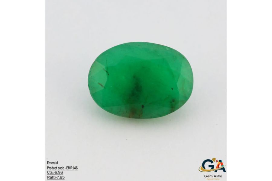 EMR146-1.jpg Emerald 6.96 Carat (7.65 Ratti) - Image 1
