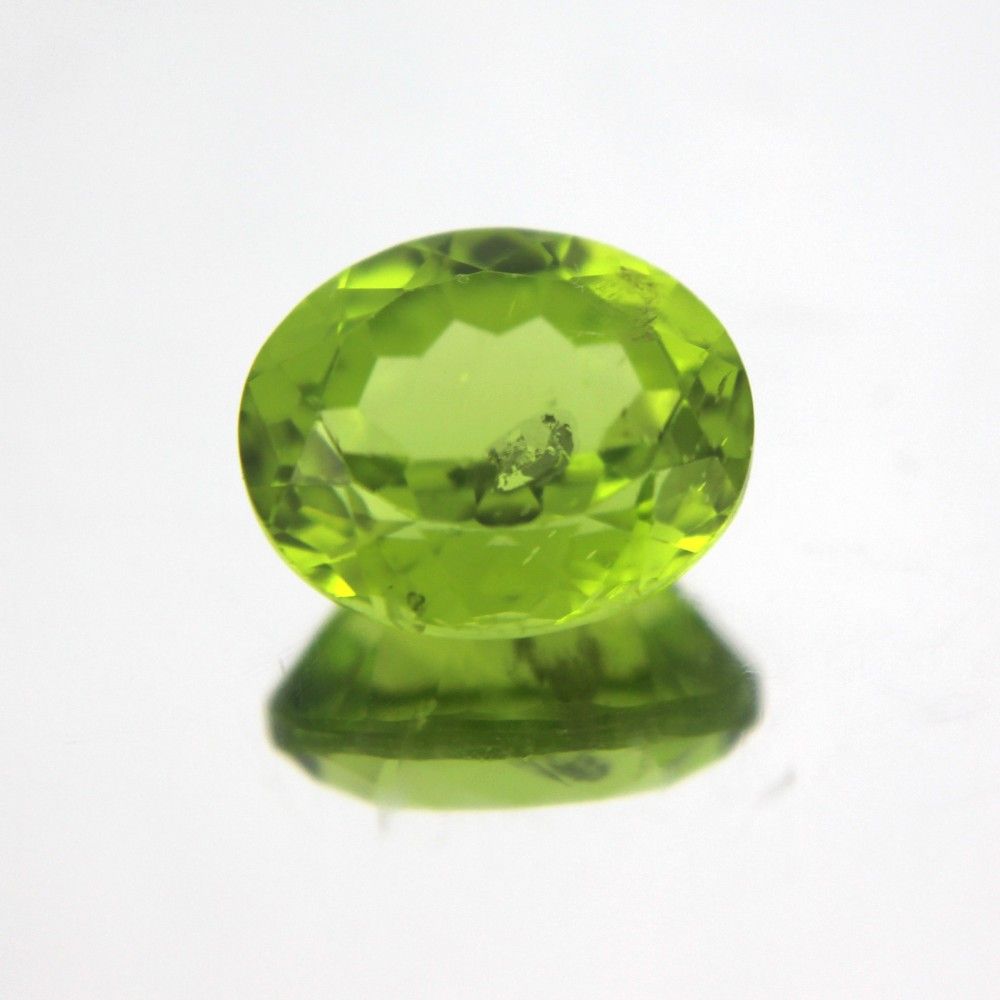 PD1.jpeg Peridot 8.09 Carat (9 Ratti) - Image 1