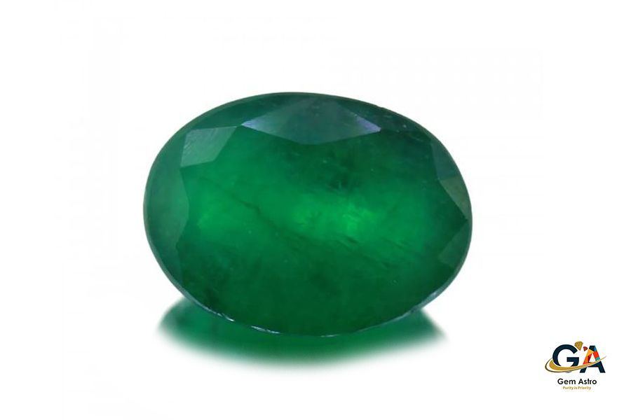 emr7-1.jpg Emerald 4.80 Carat (5.33 Ratti) - Image 1