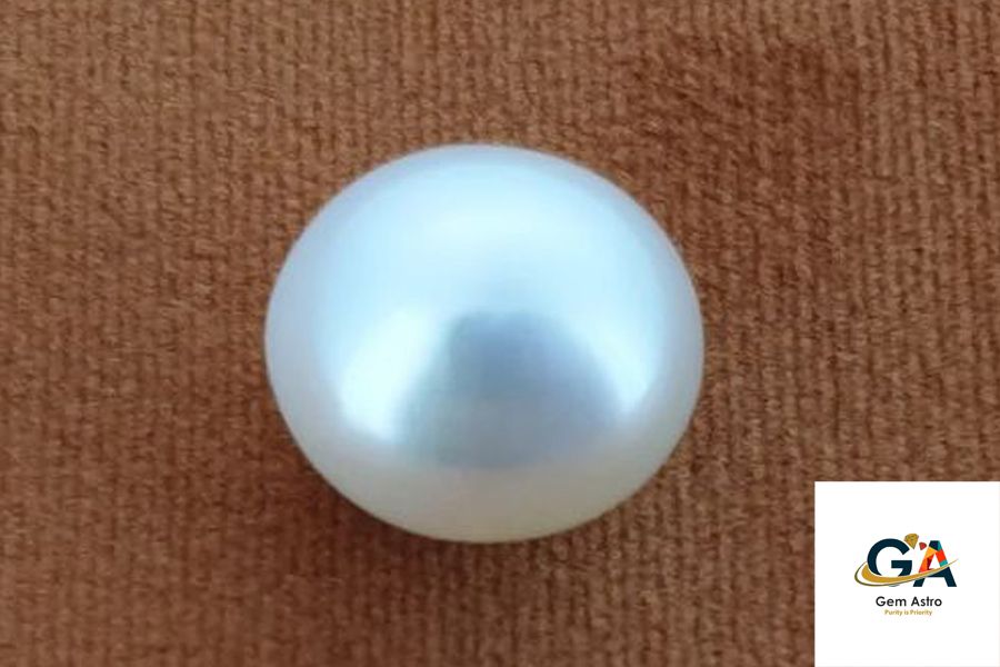 prl8-1.jpg South Sea Pearl (Moti) 6.88 Carat (7.64 Ratti) - Image 1