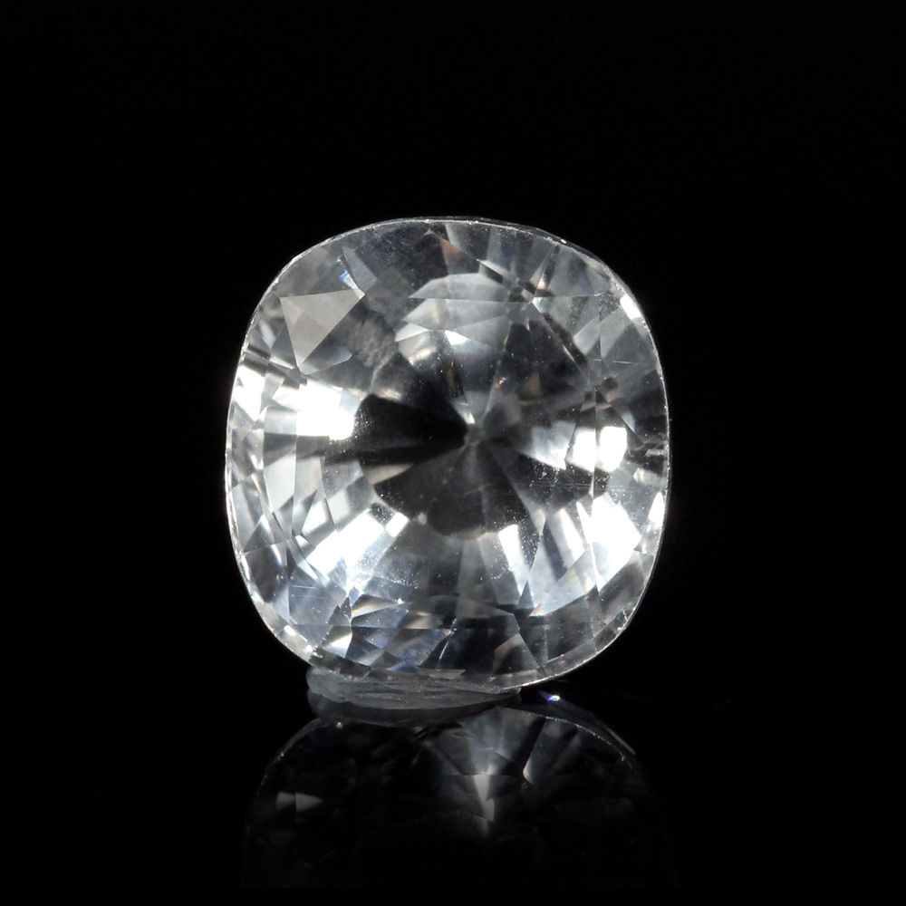GAWT50 (1) white-topaz-10.32-carat