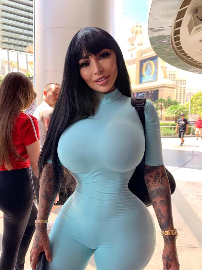 Brittanya O Campo Razavi Social Influencer Model Wiki Photos Bio Age Model K