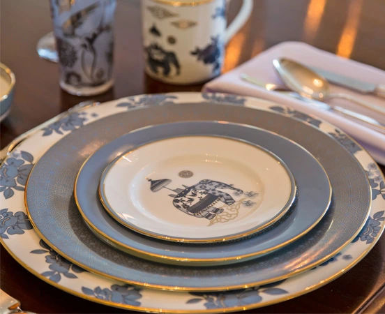 GE-002 1L Indechine fine bone china l Good Earth l The Past Perfect Collection l Singapore