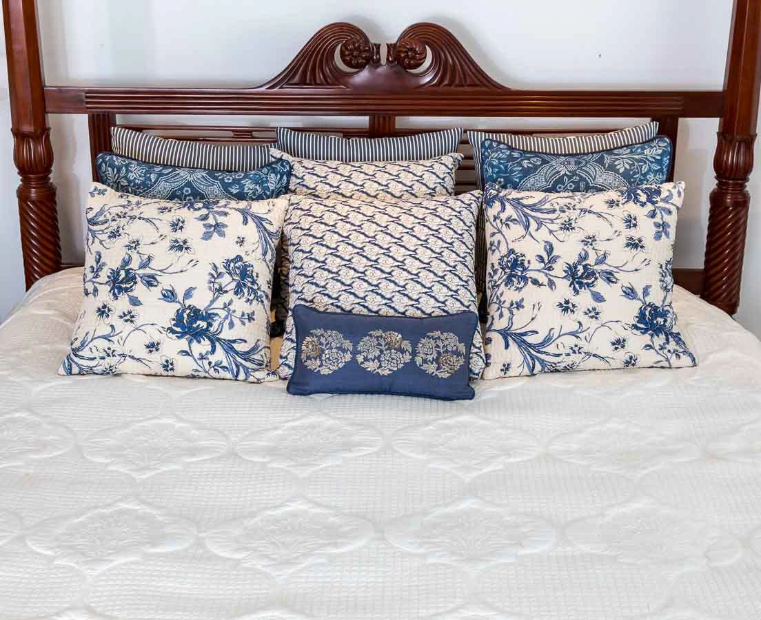 Mehrab Bed Cover Good Earth l The Past Perfect Collection l Singapore