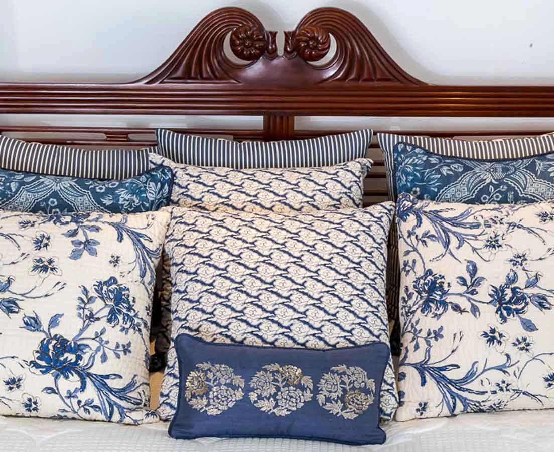 Mehrab Bed Cover Good Earth l The Past Perfect Collection l Singapore