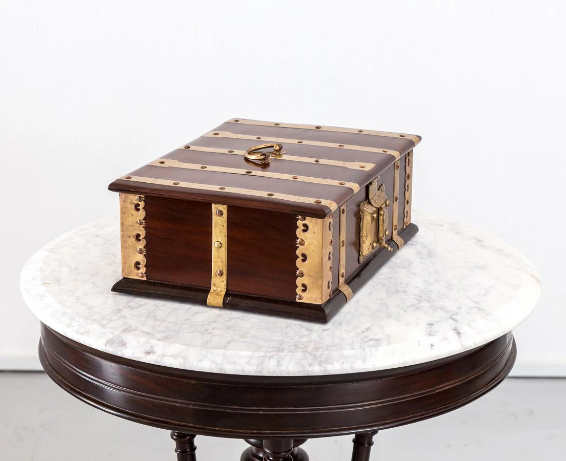 BOX-272 2L British Colonial Mahogany Cash Box l The Past Perfect Collection l Singapore
