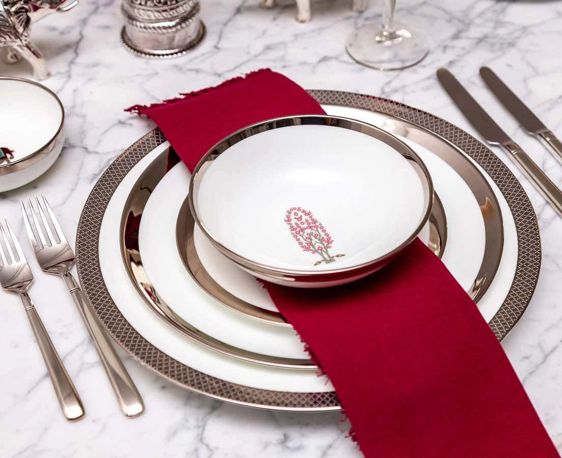 GE-012 1L Malabar fine bone china l Good Earth l The Past Perfect Collection l Singapore