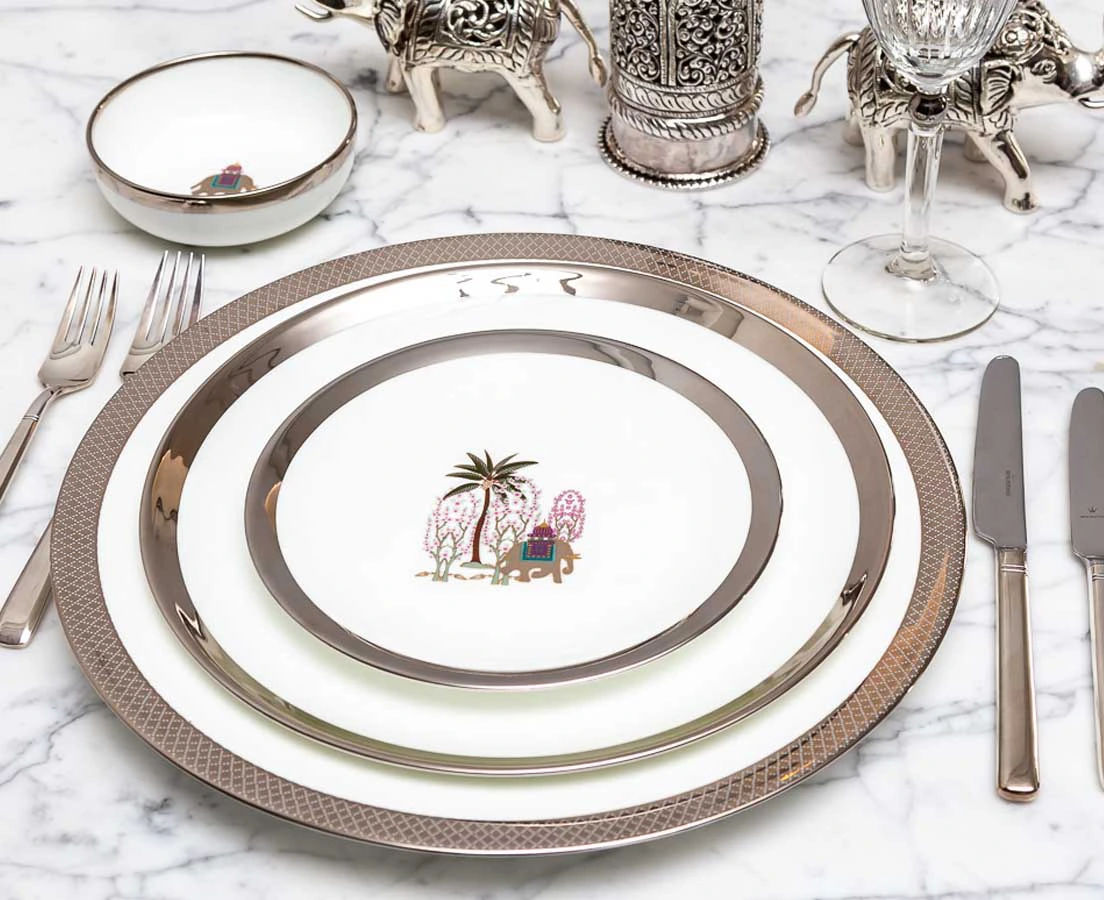 GE-012 2L Malabar fine bone china l Good Earth l The Past Perfect Collection l Singapore