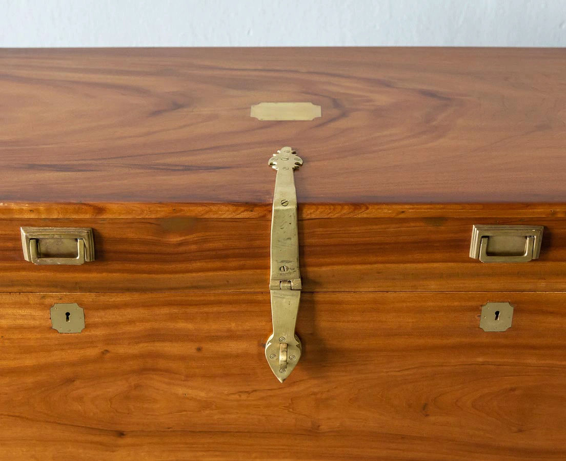 CHE-146 6L Anglo-Indian Camphor Travel Chest l The Past Perfect Collection l Singapore