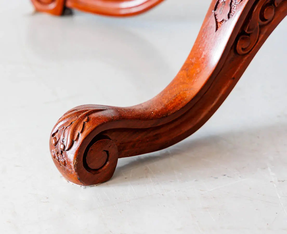 Antique Tables - British Colonial Mahogany Oval Centre Table - The Past Perfect Collection - Singapore