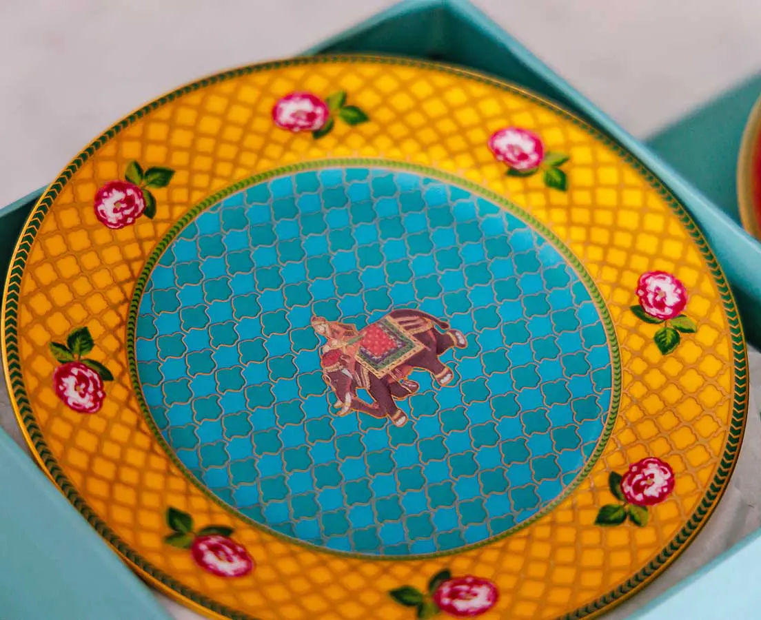 Serai Tea Plates - Good Earth - The Past Perfect Collection - Singapore
