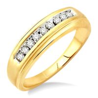 1/6 Ctw Round Diamond Women's Ring in 10K Yellow Gold - Size 5