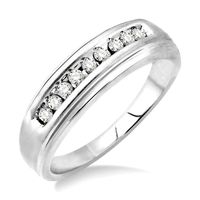 1/6 Ctw Round Diamond Women's Ring in 10K White Gold - Size 5