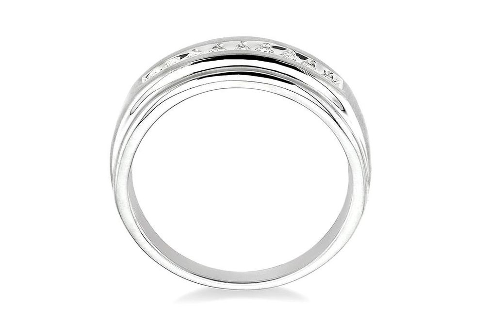 1/6 Ctw Round Diamond Women's Ring in 10K White Gold - Size 5