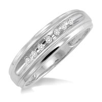 1/20 Ctw Round Cut Diamond Men's Ring in 10K White Gold - Size 9