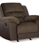 Benchcraft Dorman Recliner-Chocolate