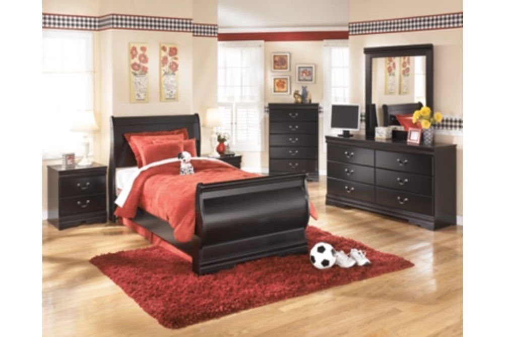 Signature Design by Ashley Huey Vineyard Twin Sleight Bed and Dresser