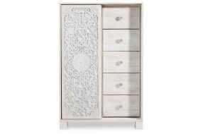 Signature Design by Ashley Paxberry Queen Panel Bed, Chest and Nightstand-Whit