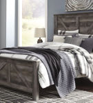 Wynnlow Queen Crossbuck Panel Bed, Chest and Nightstand-Gray