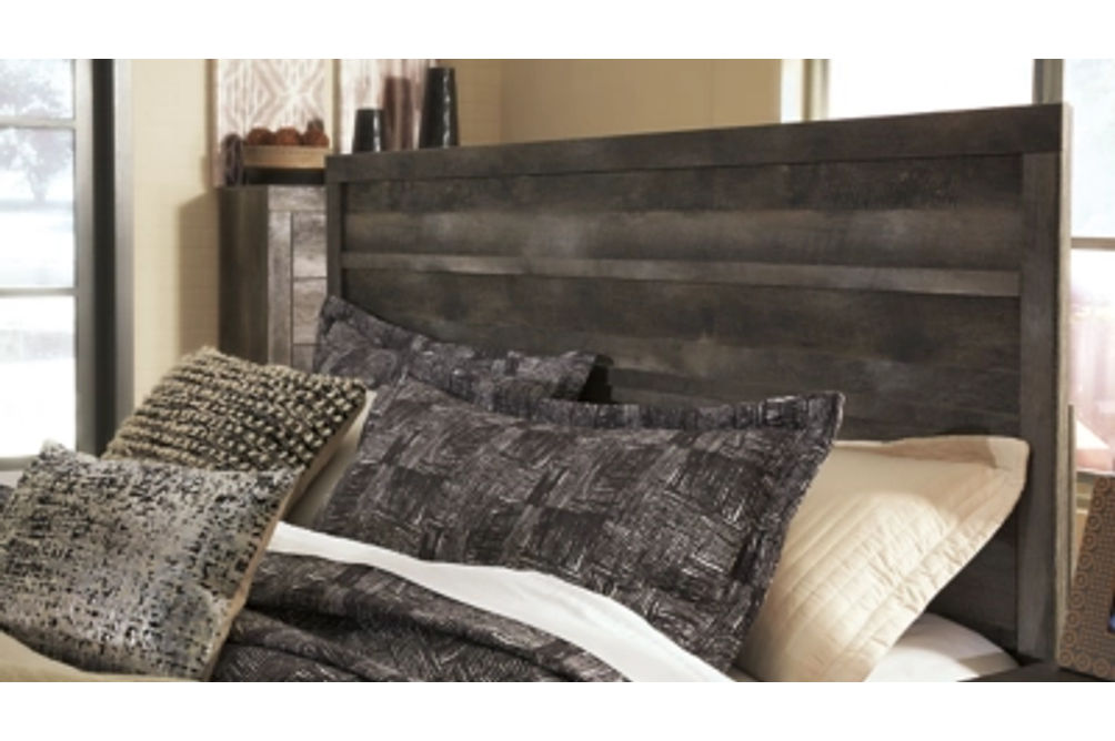 Signature Design by Ashley Wynnlow King Platform Panel Bed-Gray