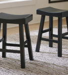 Signature Design by Ashley Glosco Counter Height Bar Stool (Set of 2)-Black