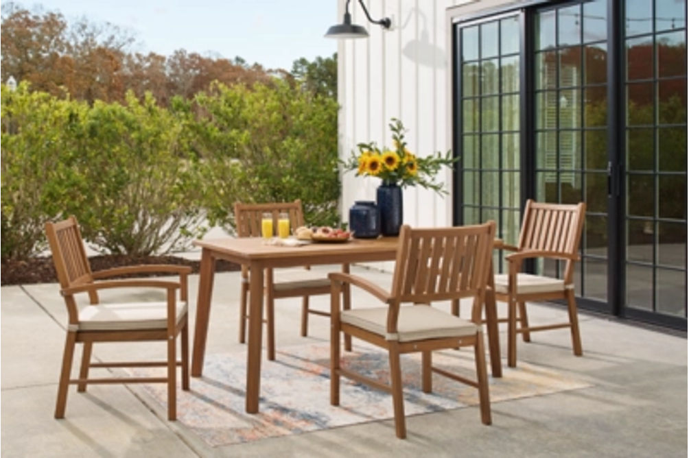 Signature Design by Ashley Janiyah Outdoor Dining Table with 4 Chairs-Light Br