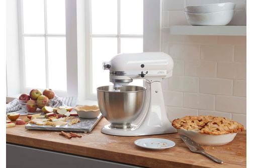 KitchenAid - Classic Series 4.5 Quart Tilt-Head Stand Mixer - K45SSWH - Blanco