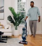 Shark - Stratos Upright Vacuum with DuoClean PowerFins HairPro, Self-Cleaning Brushroll, Odor Neutr