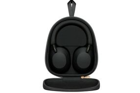 WIRELESS INDUSTRY LEADING NOISE CANCELING HEADPHONES BLACK