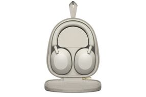 WIRELESS INDUSTRY LEADING NOISE CANCELING HEADPHONES SILVER