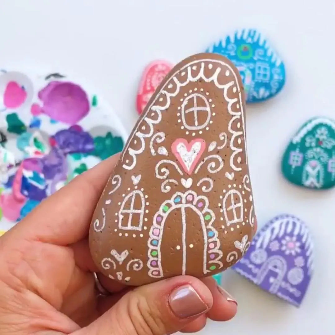 75+ of the Best Christmas Painted Rocks of Instagram 36 gingerbread house painted rocks
