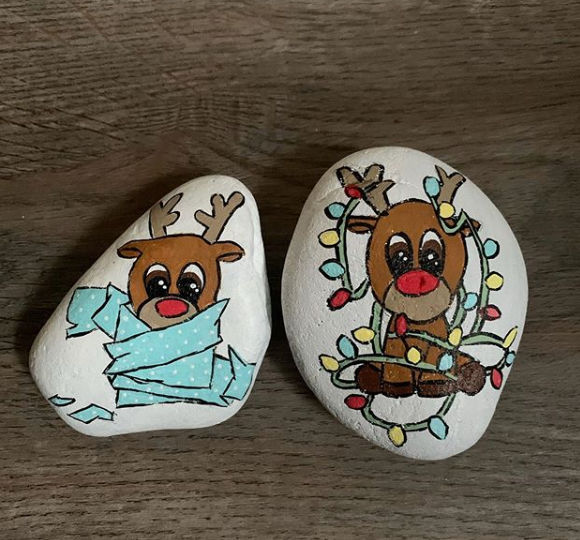 75+ of the Best Christmas Painted Rocks of Instagram 16 reindeer painted rocks
