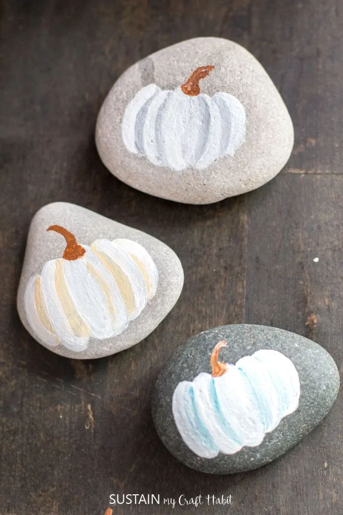 40 Cozy Autumn Rock Painting Ideas to Fall In Love With 5 pumpkin painted rocks