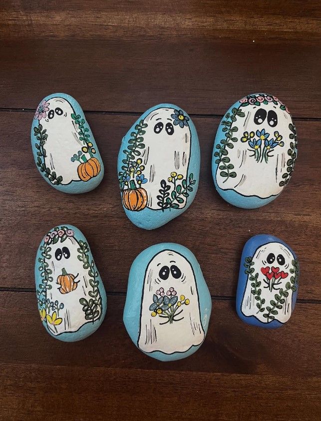 40 Cozy Autumn Rock Painting Ideas to Fall In Love With 26 autumn ghost painted rocks