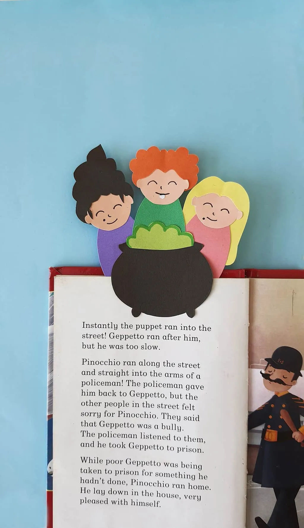 35 Glorious Hocus Pocus Crafts for a Spook-tacular Halloween 12 witch bookmark