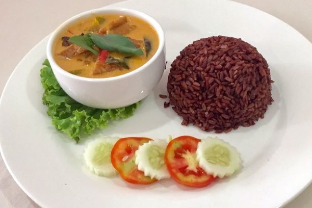 Pumpkin Red Curry Tempeh with Black Rice