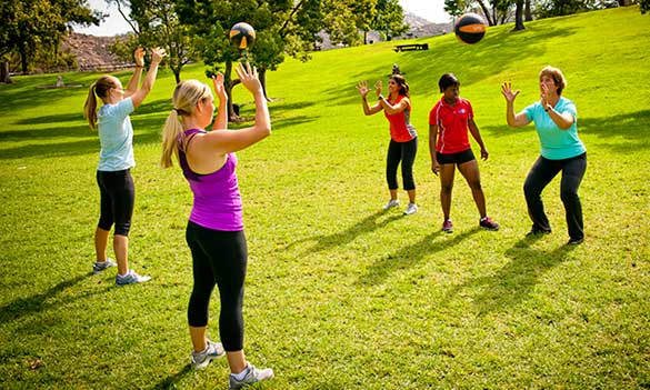 4 Reasons Small Group Training is So Popular - Local Gym