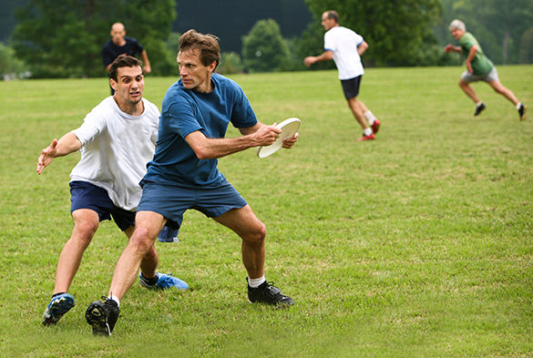 Ultimate Frisbee, What is Ultimate Frisbee and How to Play