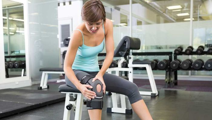 Are Your Female Clients at Greater Risk for Knee Problems?