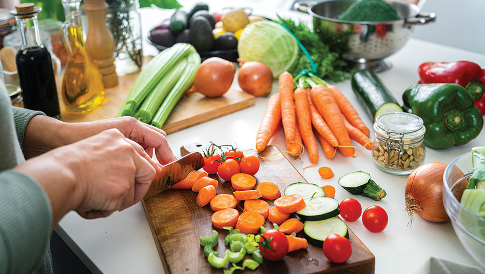 Eating for Longevity: New Research Examines Link Between Diet and Aging