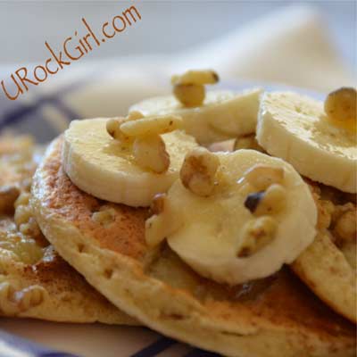 Banana Walnut Cinnamon Protein Panckes