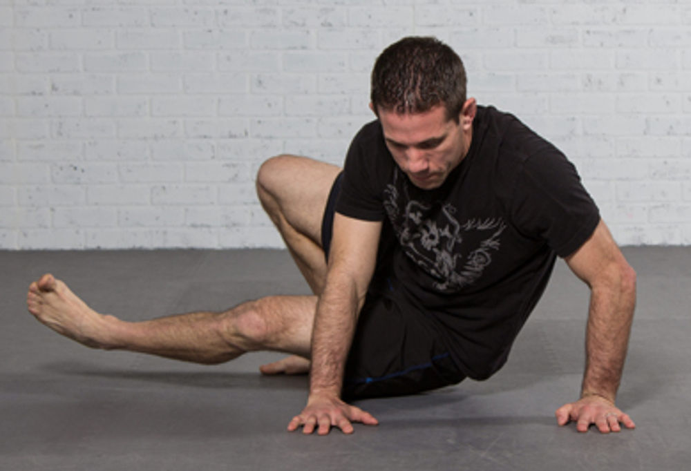 Try This Jiu Jitsu-inspired Workout 