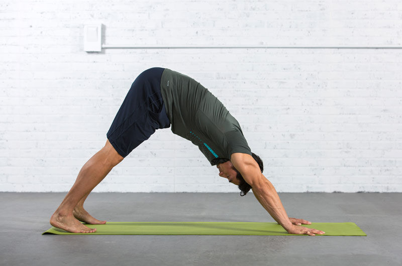 Yoga for Weightlifters: 7 Poses for Increased Range of Motion